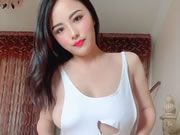 Selfie di una modella cinese